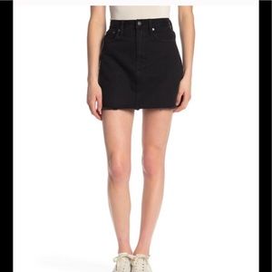 Madewell Denim skirt size 32
